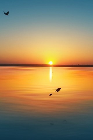 Sunset-over-lake