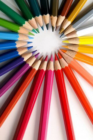 Colorful Circle of Creativity 🌈✏️