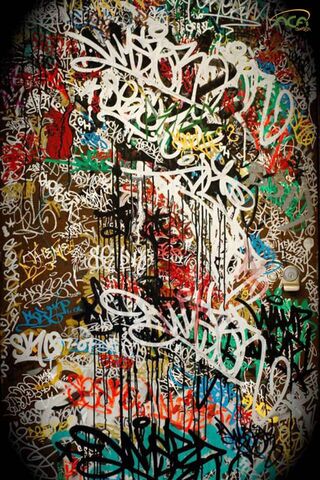Urban Canvas: The Art o..