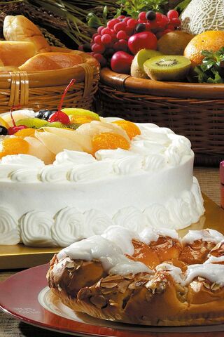 Delightful Cake Creations 🍰✨