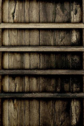 Rustic Charm: The Beauty of Weathered Wood 🍏✨
