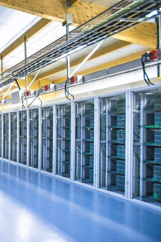 Inside the Heart of Connectivity: A Data Center Tour