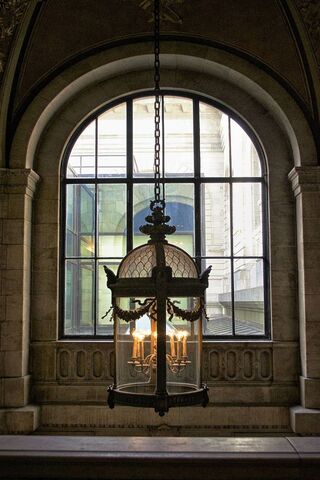 Illuminating History: A Glimpse of Elegance ✨