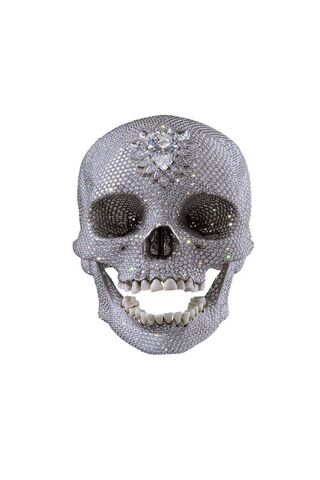 Glistening Elegance: The Jeweled Skull