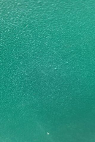 Emerald Serenity: A Splash of Green 🌿✨