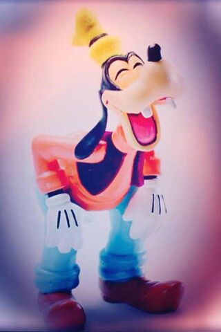 Goofy’s Joyful Antics! 🎉
