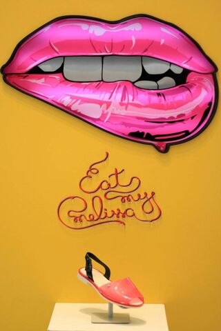 Sweet Seduction: A Playful Take on Lips 🍭💋