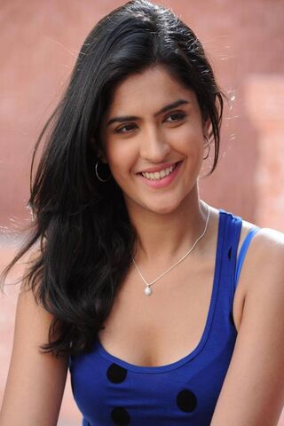 Deeksha: A Star Shining Bright 🌟 Wallpaper - Download to your mobile ...