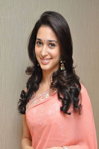 Tamanna: A Glimpse of Grace and Elegance 🌸
