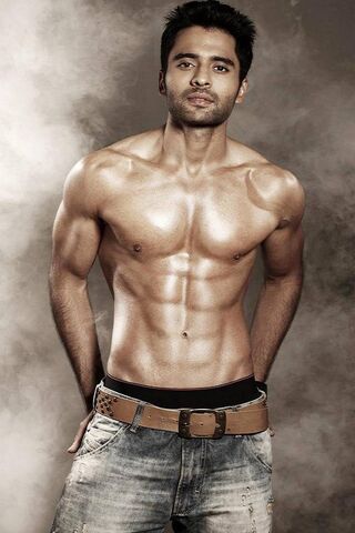 Sculpted Strength: The Jackky 6-Pack