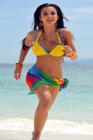 Sunny Beach Vibes 🌊☀️