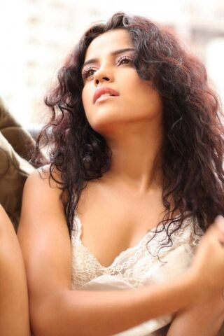 Captivating Moments: The Allure of Piaa Bajpai