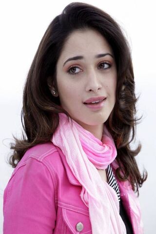 Tamanna: The Essence of Grace and Charm 🌸