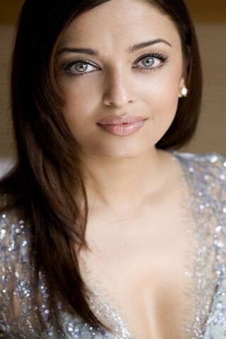 Timeless Elegance: Aishwarya Rai's Captivating Charm