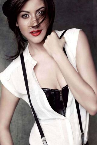 Bold and Beautiful: Anushka Sharma's Striking Style