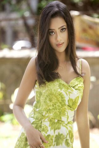 Radiant Elegance: The Charm of Madalasa Sharma 🌟