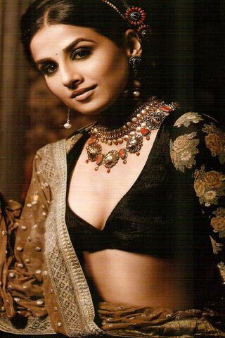 Elegance Personified: The Timeless Charm of Vidya Balan
