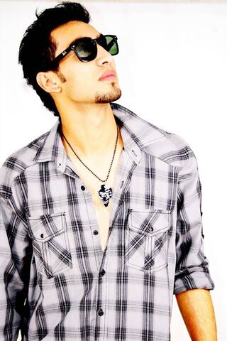 Stylish Vibes: The Charismatic Faizan Nadeem Bhutta