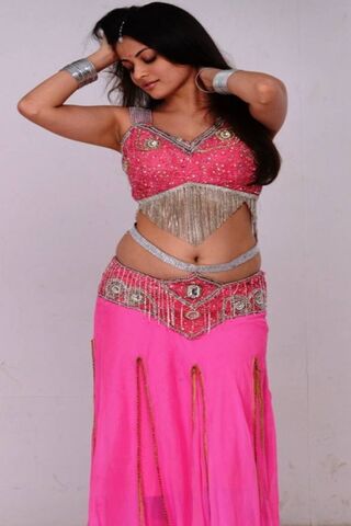 Glamorous Dance Diva in Pink 💃✨