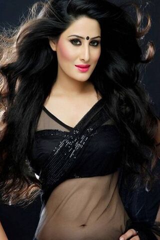 Elegance in Black: The Mughal Dashin