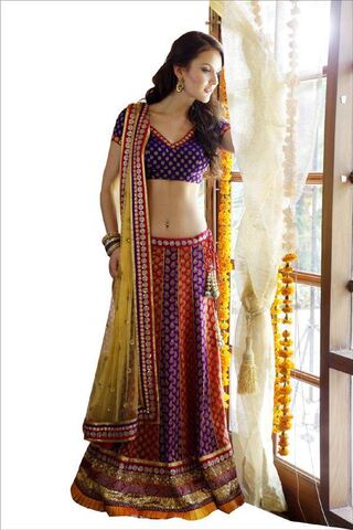 Radiant Elegance in Traditional Attire ✨