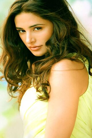Radiant Elegance: The Allure of Nargis Fakhri