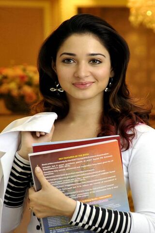 Tamanna: A Glimpse of Grace and Charm 🌟