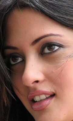Riya Sen Wallpaper - Download to your mobile from PHONEKY