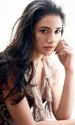 Nargis Wallpaper - Download to your mobile from PHONEKY