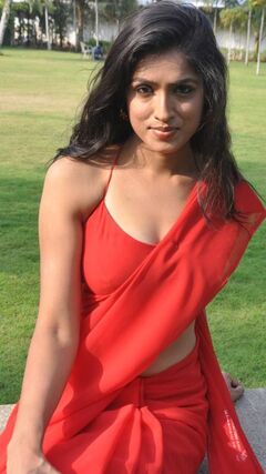 Kanishka Soni Hot Wallpaper - Download To Your Mobile From Phoneky