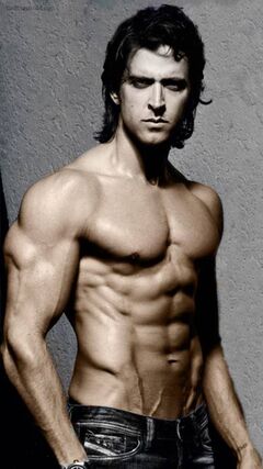 Hrithik Roshan Hd Wallpaper - Download to your mobile from PHONEKY
