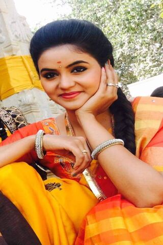 Chaitra Reddy: A Glimpse of Grace and Tradition 🌼✨