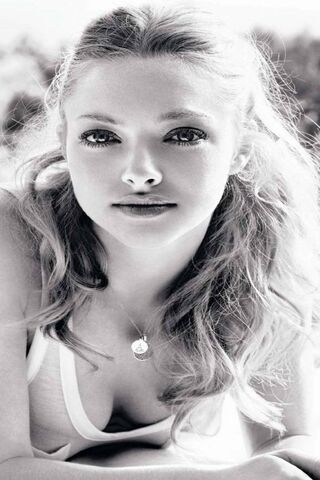 Timeless Beauty: A Glimpse of Emma