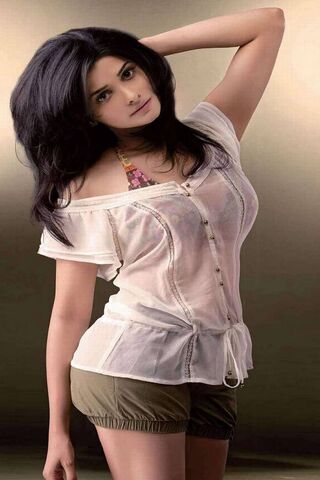 Chic Elegance: The Allure of Prachi Desai