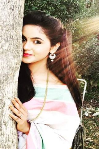 Chaitra Reddy: Embracing Nature's Beauty 🌿✨