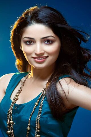 Radiant Charm: The Allure of Yami Gautam ✨
