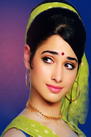 Ilena: The Enchanting Gaze 🌟