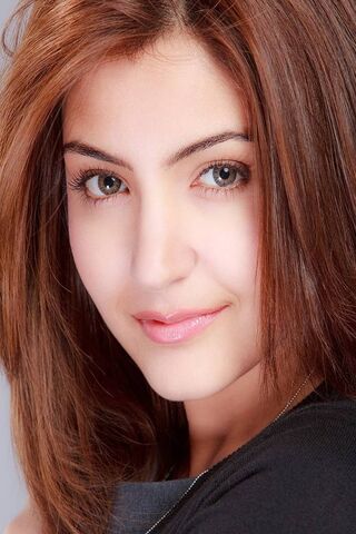 Radiant Charm: The Essence of Anushka Sharma ✨