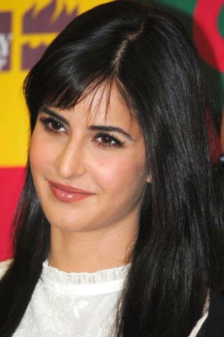 Katrina Kaif: The Enchanting Star of Bollywood 🌟