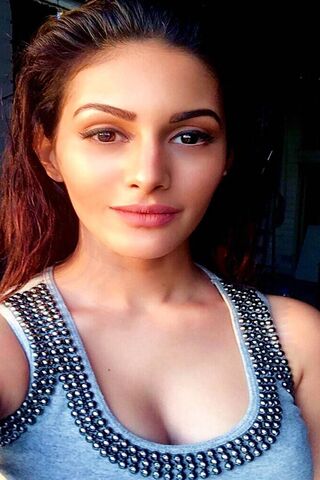 Radiant Charm: The Allure of Amayra Dastur