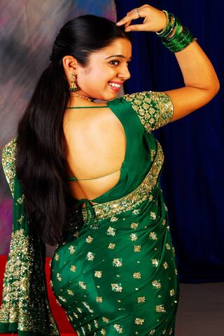 Elegance in Green: A Celebration of Tradition