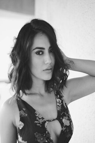 Surbhi Jyoti Hot