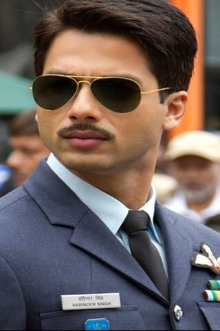 Harinder Singh: A Journey Through Seasons of Love 🌦️❤️