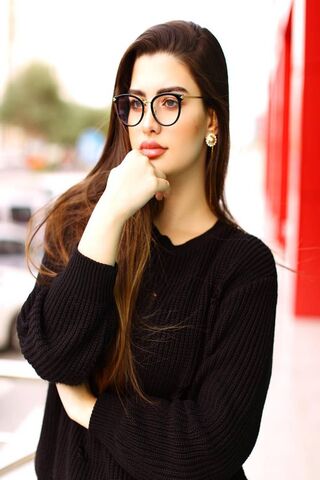 Chic Elegance: Rawan Bin Hussain's Style