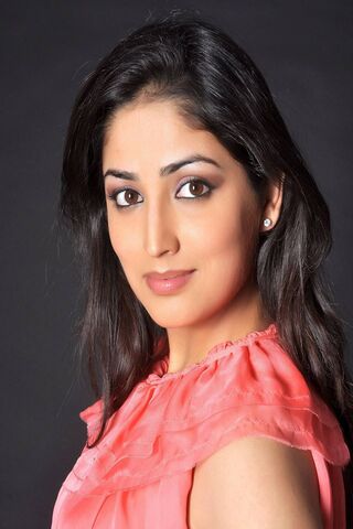 Radiant Elegance: The Charm of Yami Gautam