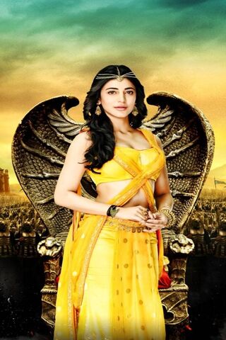 The Regal Avatar of Shruti Haasan 🌟