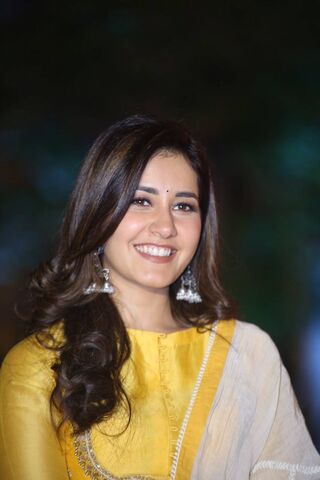 Raasi Khanna