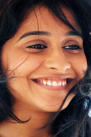 Regina: The Essence of Joy 🌟