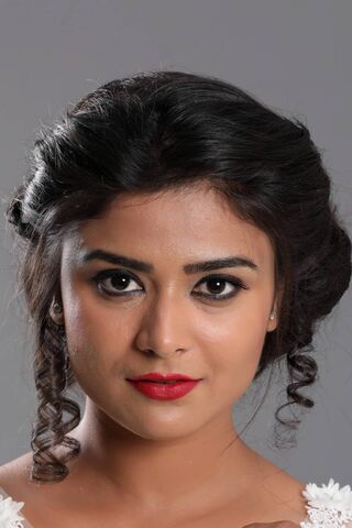 Radiant Elegance: The Allure of Priyanka Sharma