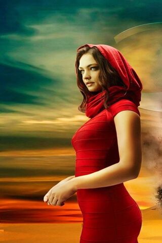 Elegance in Red: A Dreamy Sunset